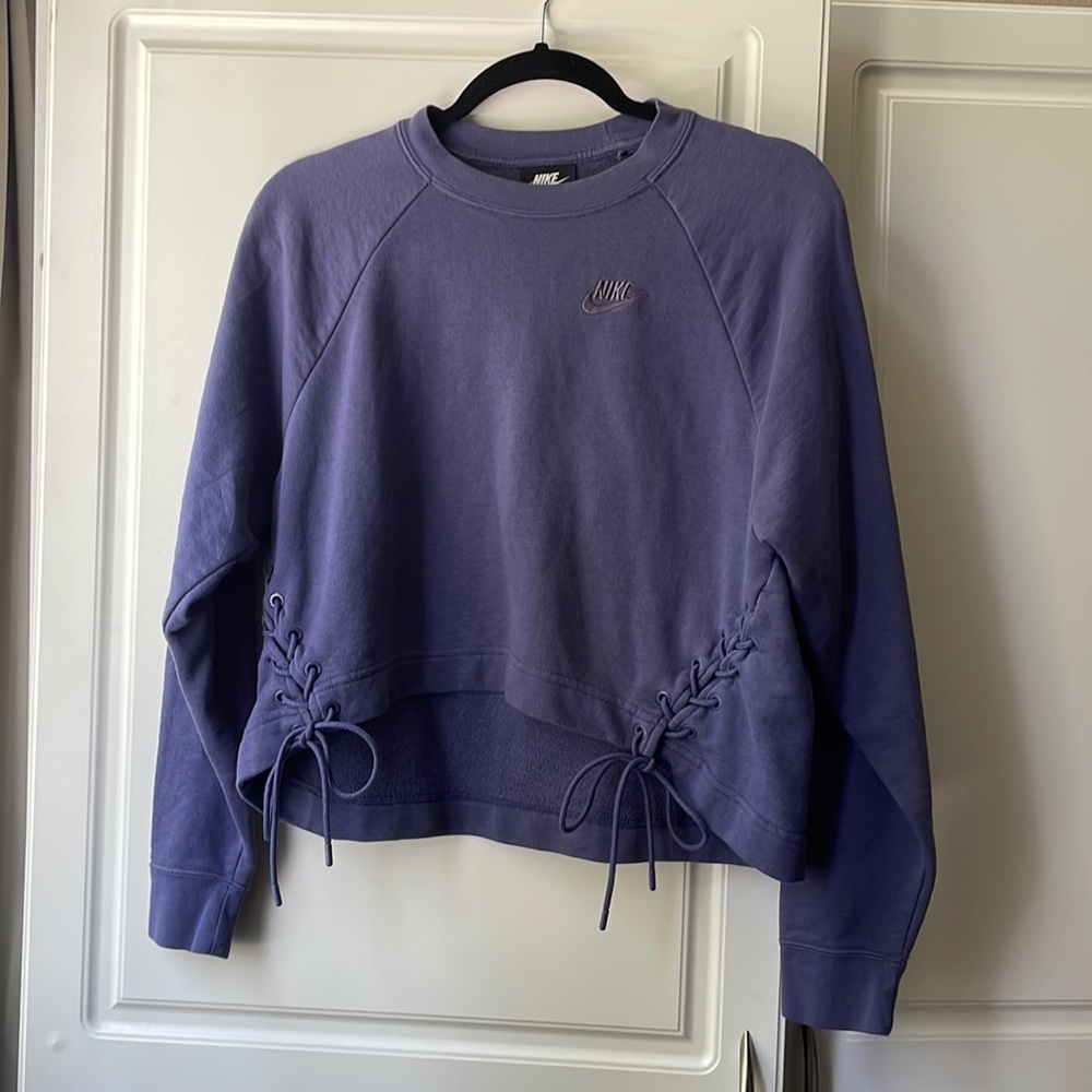 Nike Navy Blue cropped workout crewneck